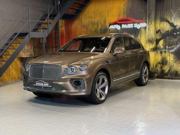 Bentley Bentayga V8 — photo 3