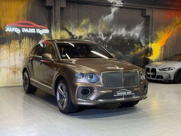 Bentley Bentayga V8 — photo 9
