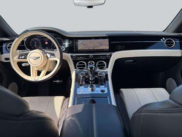 Bentley Continental GTC Cabriolet V8 — photo 4