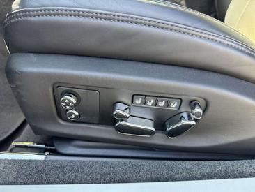 Bentley Continental GTC Cabriolet V8 — photo 23