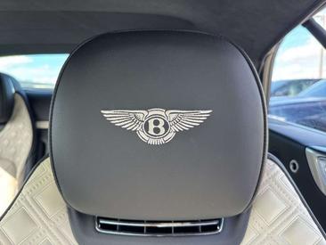 Bentley Continental GTC Cabriolet V8 — photo 25
