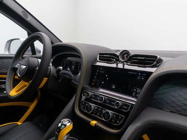Bentley Bentayga Speed — photo 42