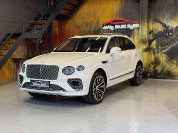 Bentley Bentayga V8 — photo 3