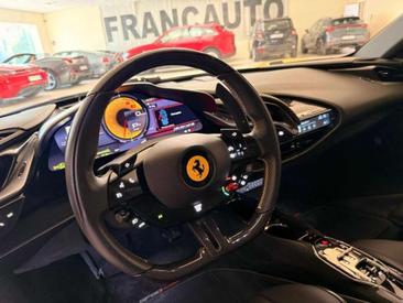 Ferrari SF90 Stradale — photo 8
