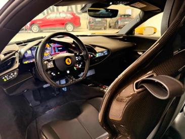 Ferrari SF90 Stradale — photo 11