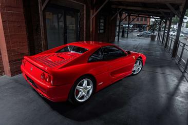 Ferrari F355 Berlinetta — photo 6