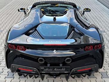 Ferrari SF90 Spider — photo 8