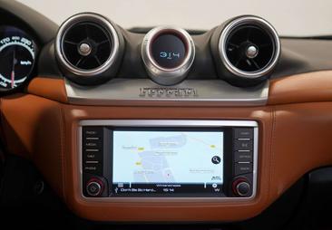 Ferrari California T — photo 13