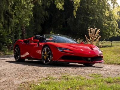Ferrari SF90 Spider