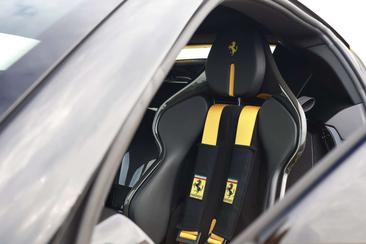 Ferrari SF90 Stradale — photo 14