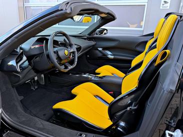 Ferrari SF90 Spider — photo 22