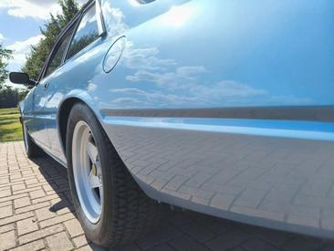 Ferrari 400 400i — photo 23