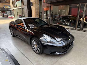 Ferrari California 30 — photo 2