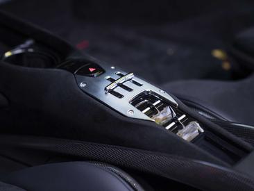 Ferrari SF90 Spider — photo 11