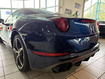 Ferrari California T — photo 6