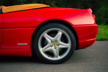 Ferrari F355 Spider — photo 14