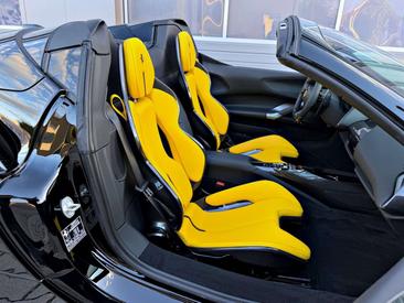 Ferrari SF90 Spider — photo 32