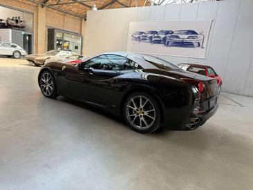 Ferrari California 30 — photo 10