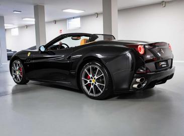 Ferrari California — photo 12