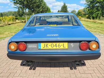Ferrari 400 400i — photo 35