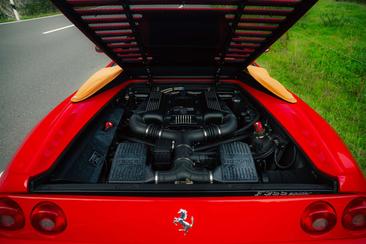 Ferrari F355 Spider — photo 19