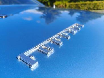 Ferrari 400 400i — photo 38