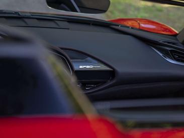 Ferrari SF90 Spider — photo 25