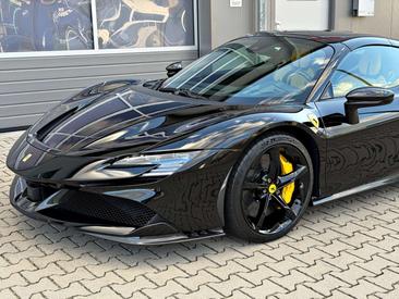 Ferrari SF90 Spider — photo 40
