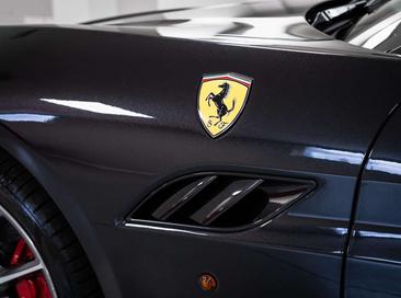 Ferrari California — photo 18