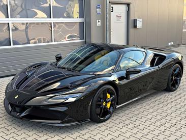 Ferrari SF90 Spider — photo 41