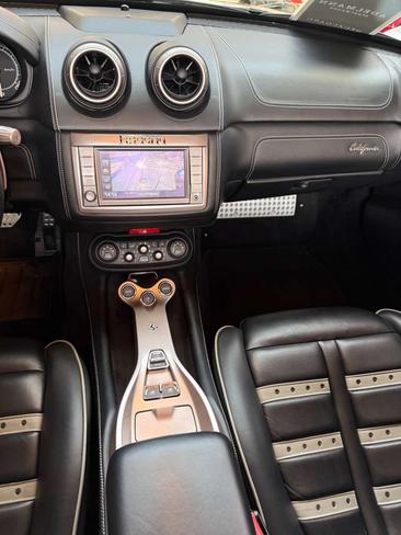 Ferrari California 30 — photo 19
