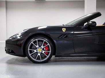 Ferrari California — photo 21