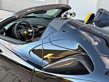 Ferrari SF90 Spider — photo 46