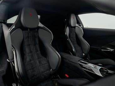 Ferrari 12 Cilindri — photo 15