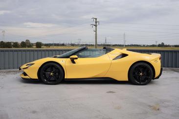 Ferrari SF90 Spider — photo 5