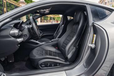 Ferrari 812 Superfast — photo 9