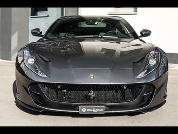 Ferrari 812 Superfast — photo 5