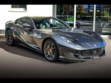 Ferrari 812 Superfast — photo 6