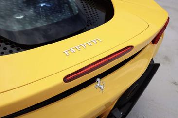 Ferrari SF90 Spider — photo 14