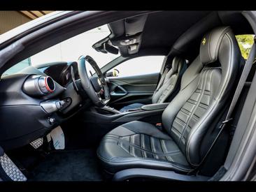Ferrari 812 Superfast — photo 13