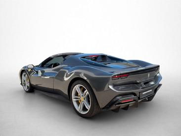 Ferrari 296 GTS — photo 6