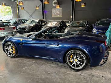 Ferrari California — photo 4
