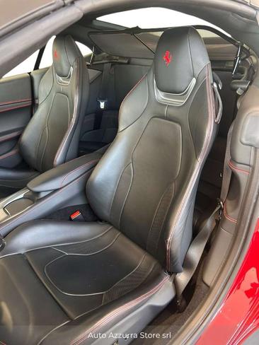 Ferrari Portofino — photo 11