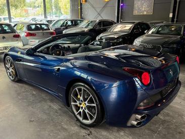 Ferrari California — photo 5