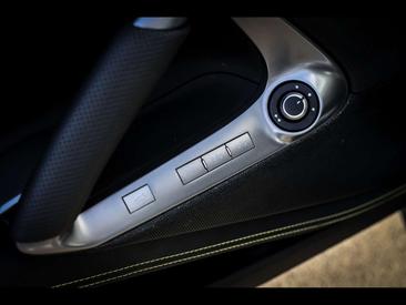 Ferrari 812 Superfast — photo 16