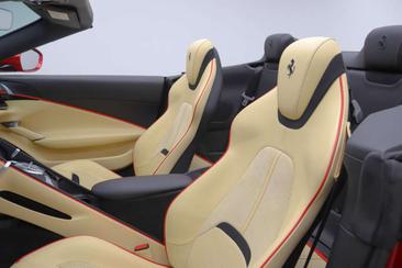 Ferrari Roma Spider — photo 25