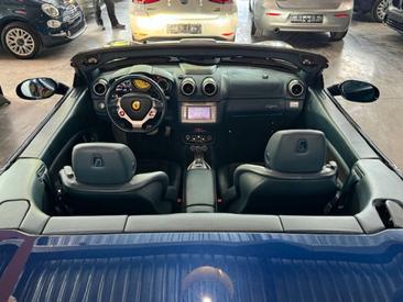 Ferrari California — photo 8