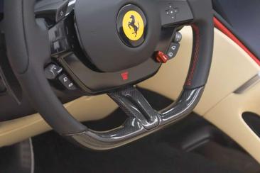 Ferrari Roma Spider — photo 28