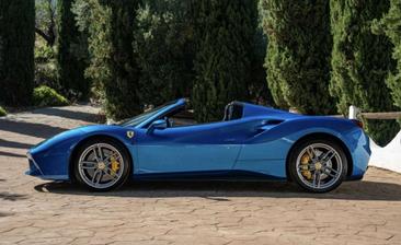 Ferrari 488 Spider — photo 3