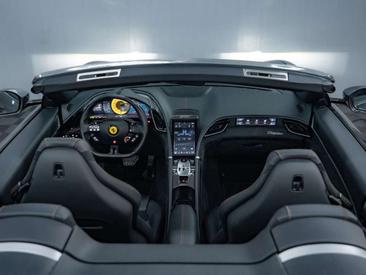 Ferrari Roma Spider — photo 9